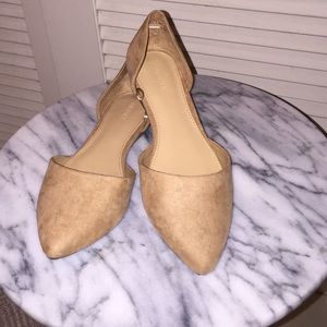 Pointed toe flats